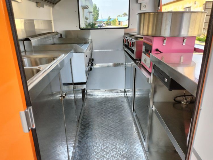 Food-Trailer-Inside